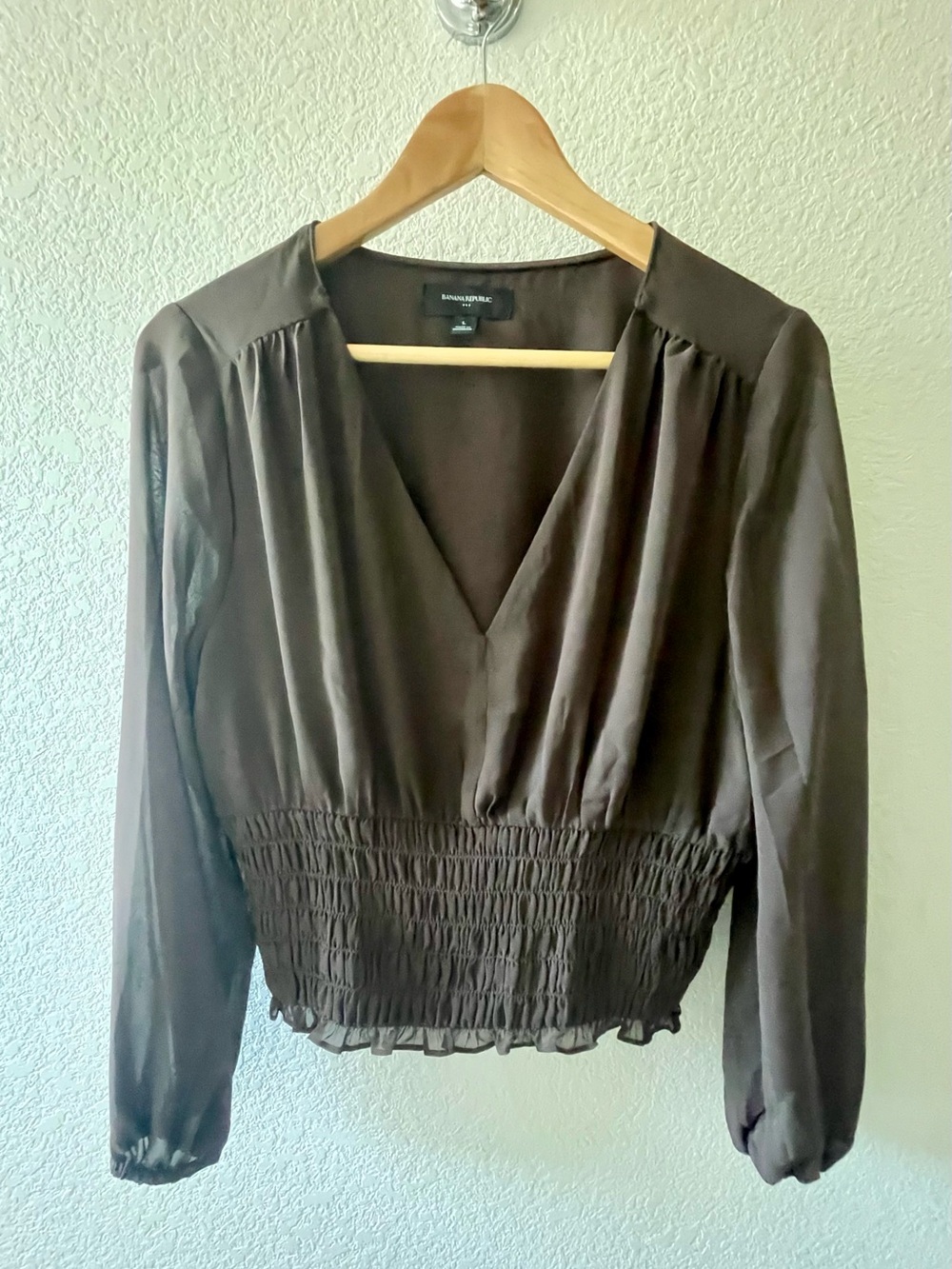 Banana Republic Chocolate Brown V-Neck Ruched Waist Blouse